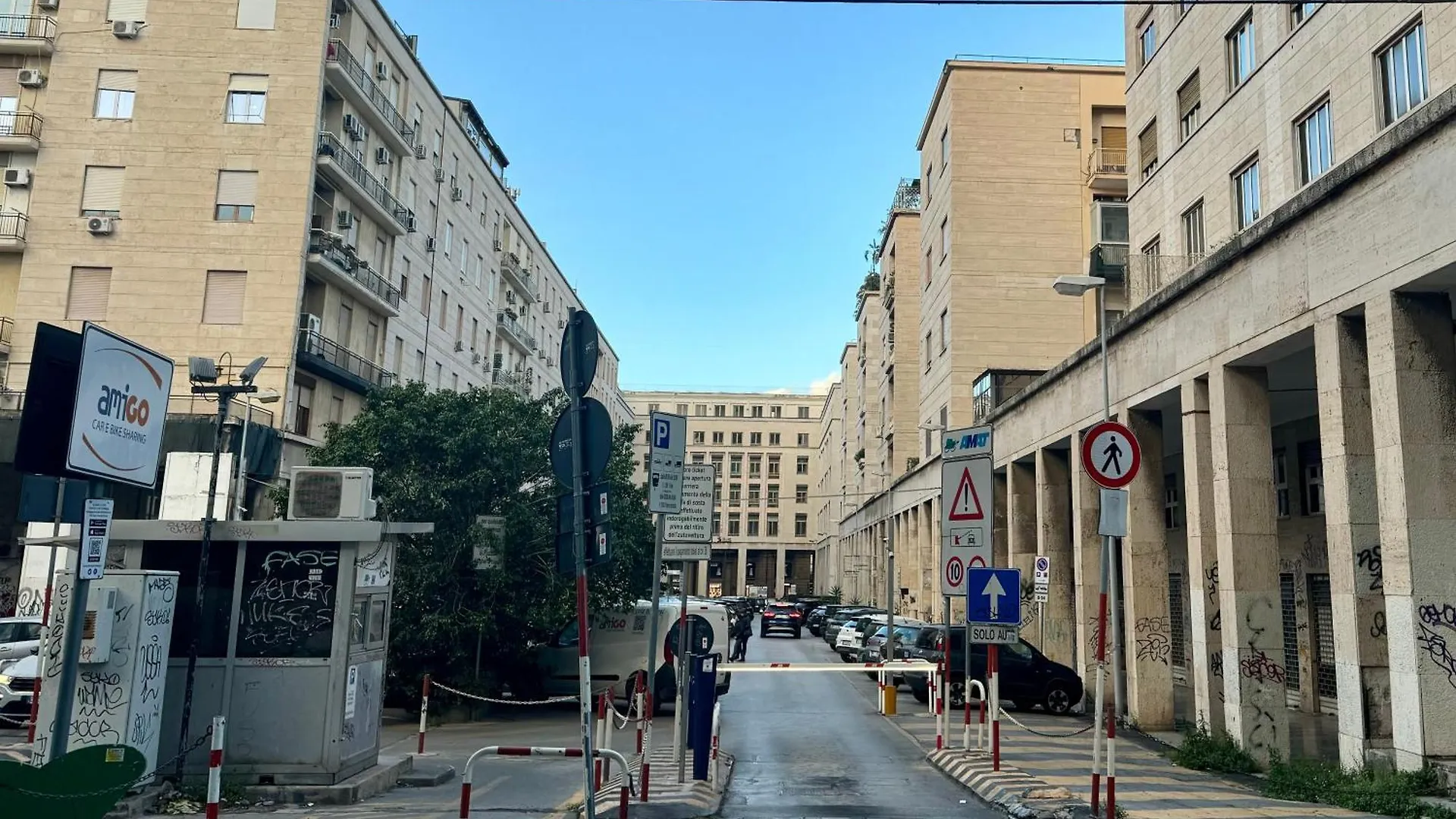 Πανσιόν Residenze Chamur- Grattacielo Παλέρμο